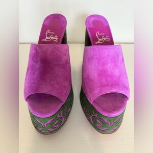 Sexy spring platform